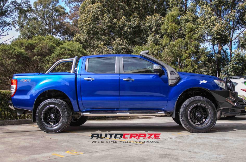 FORD RANGER ANZA MATTE BLACK WITH ANTHRACITE RING